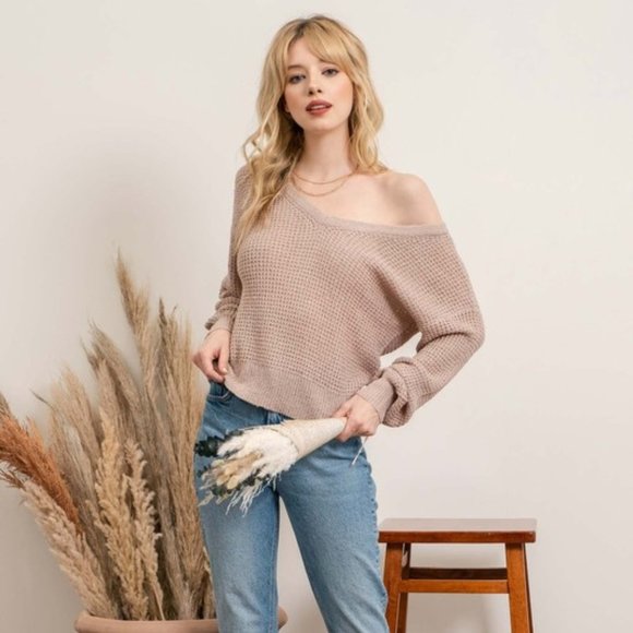 Boutique Tops - Large Long Sleeve oversized Mocha Knitted Top